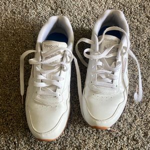 Only selling because my feet grew. Very comfortable!